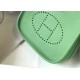 Replica Mini borsa Hermes Evelyne III TPM in pelle Clemence verde criquet Riproduzione Fedele Mini borsa Hermes Evelyne III TPM in pelle Clemence verde criquet imitazioni