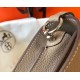 Replica Mini borsa Hermes Sac Roulis in pelle di vitello Evercolor grigia Riproduzione Fedele Mini borsa Hermes Sac Roulis in pelle di vitello Evercolor grigia imitazioni
