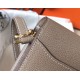 Replica Mini borsa Hermes Sac Roulis in pelle di vitello Evercolor grigia Riproduzione Fedele Mini borsa Hermes Sac Roulis in pelle di vitello Evercolor grigia imitazioni