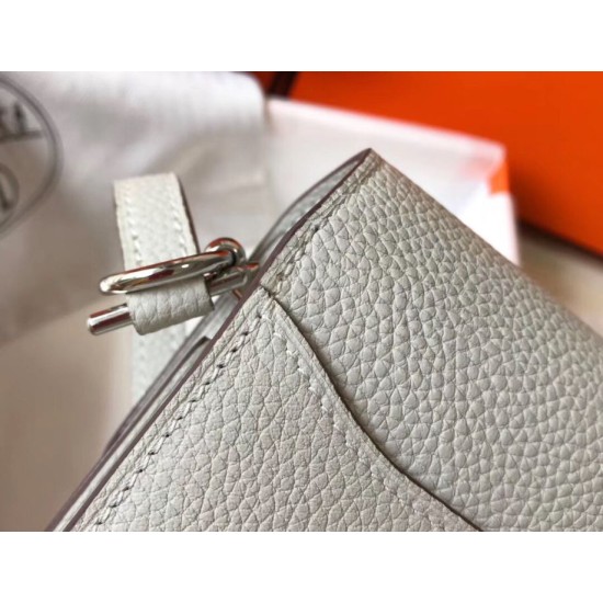 Replica Mini borsa Hermes Sac Roulis in pelle di vitello Evercolor grigio perla Riproduzione Fedele Mini borsa Hermes Sac Roulis in pelle di vitello Evercolor grigio perla imitazioni