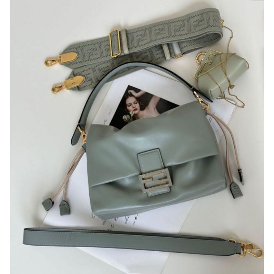 Replica Borsa Fendi Mamma Baguette Media/Grande grigio tortora Imitazioni Replica Borsa Fendi Mamma Baguette Media/Grande grigio tortora