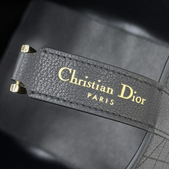 Replica Borsa Dior Toujours Media/Grande pelle di vitello Macrocannage nera Imitazioni Replica Borsa Dior Toujours Media/Grande pelle di vitello Macrocannage nera
