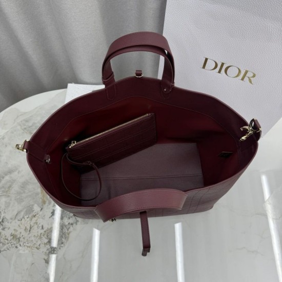 Replica Borsa Dior Toujours Media/Grande pelle di vitello Macrocannage Borgogna Imitazioni Replica Borsa Dior Toujours Media/Grande pelle di vitello Macrocannage Borgogna