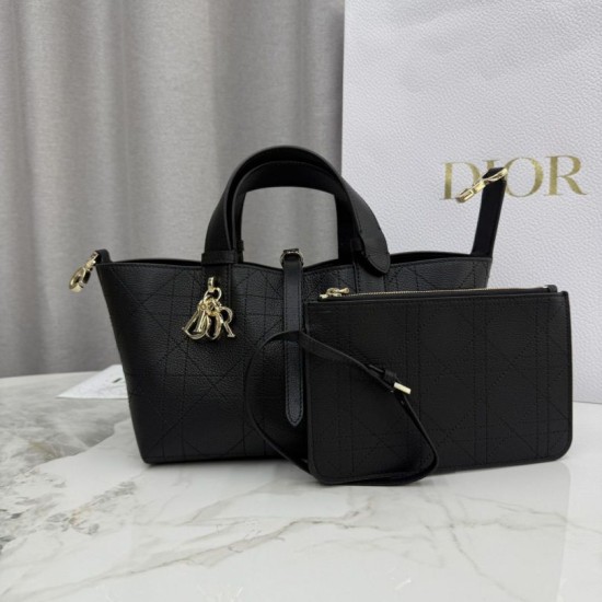 Replica Borsa Dior Toujours piccola in pelle di vitello Macrocannage Nero