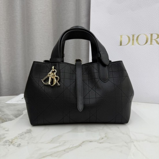 Replica Borsa Dior Toujours piccola in pelle di vitello Macrocannage Nero