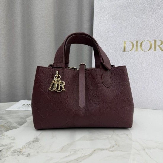 Replica Borse Alta Qualità Dior Toujours piccola in pelle di vitello Macrocannage bordeaux Imitazioni Replica Borse Alta Qualità Dior Toujours piccola in pelle di vitello Macrocannage bordeaux