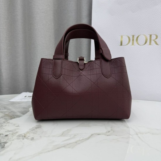 Replica Borse Alta Qualità Dior Toujours piccola in pelle di vitello Macrocannage bordeaux Imitazioni Replica Borse Alta Qualità Dior Toujours piccola in pelle di vitello Macrocannage bordeaux