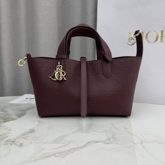 Replica Borse Alta Qualità Dior Toujours piccola in pelle di vitello Macrocannage bordeaux Imitazioni Replica Borse Alta Qualità Dior Toujours piccola in pelle di vitello Macrocannage bordeaux