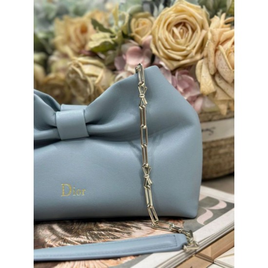 Replica Borsa Dior Bow con fiocco blu e metallo finitura oro Imitazioni Replica Borsa Dior Bow con fiocco blu e metallo finitura oro