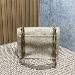 Replica Borsa a spalla YSL Saint Laurent Niki Media/Grande pelle di agnello grana beige Imitazioni Replica Borsa a spalla YSL Saint Laurent Niki Media/Grande pelle di agnello grana beige
