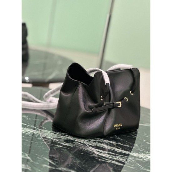 Replica Borsa a spalla Prada Dada piccola in nappa nera Imitazioni Replica Borsa a spalla Prada Dada piccola in nappa nera