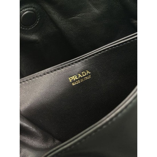 Replica Borsa a spalla Prada Dada piccola in nappa nera Imitazioni Replica Borsa a spalla Prada Dada piccola in nappa nera