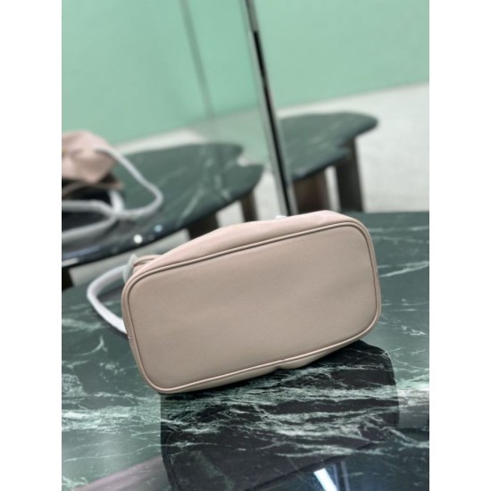 Replica Borse Imitazioni a spalla Prada Dada piccola in nappa rosa Imitazioni Replica Borse Imitazioni a spalla Prada Dada piccola in nappa rosa