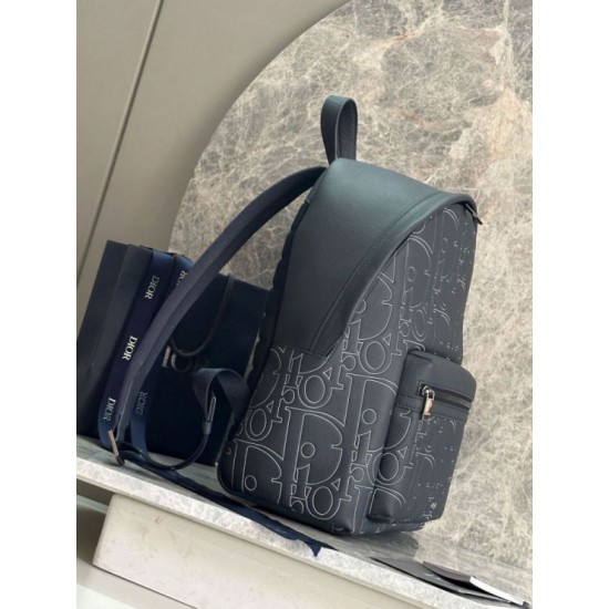 Replica Zaino con cerniera Dior Rider 2.0 Dior Gravity blu navy uomo Imitazioni Replica Zaino con cerniera Dior Rider 2.0 Dior Gravity blu navy uomo