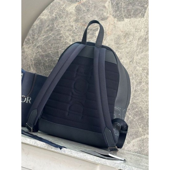 Replica Zaino con cerniera Dior Rider 2.0 Dior Gravity blu navy uomo Imitazioni Replica Zaino con cerniera Dior Rider 2.0 Dior Gravity blu navy uomo