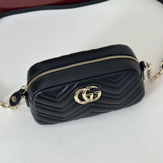 Replica Gucci 855273 GG Marmont borsa piccola per fotocamera nera Imitazioni Replica Gucci 855273 GG Marmont borsa piccola per fotocamera nera