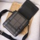 Replica Borsa a tracolla Piccola Uomo nera Outlet Borsa a tracolla Piccola Uomo nera imitazioni perfette
