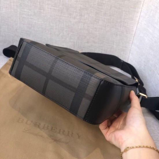 Replica Borsa a tracolla Piccola Uomo nera Outlet Borsa a tracolla Piccola Uomo nera imitazioni perfette