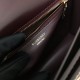 Replica Borsa TB piccola in pelle di agnello con monogramma trapuntato rossa Outlet Borsa TB piccola in pelle di agnello con monogramma trapuntato rossa imitazioni perfette