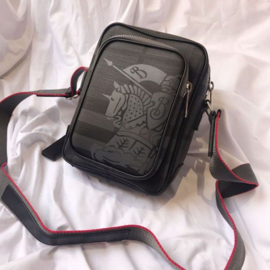 Replica Perfetta a tracolla Small London Check nera Outlet Replica Perfetta a tracolla Small London Check nera imitazioni perfette