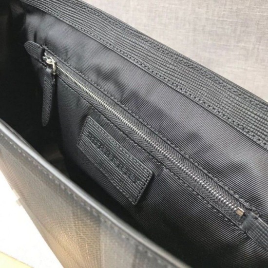 Replica Borse a tracolla da uomo London Check nera Outlet Borse Replica a tracolla da uomo London Check nera imitazioni perfette