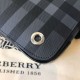 Replica London Check Borse Firmate a tracolla da uomo blu Outlet London Check Borse Firmate Replica a tracolla da uomo blu imitazioni perfette