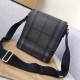 Replica Borsa a tracolla Piccola Uomo nera Outlet Borsa a tracolla Piccola Uomo nera imitazioni perfette