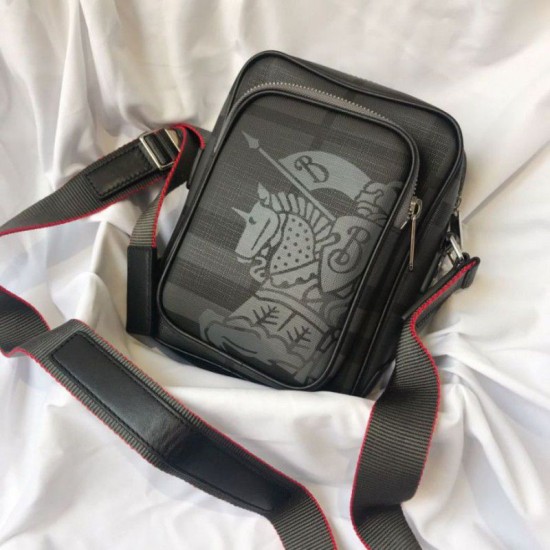 Replica Perfetta a tracolla Small London Check nera Outlet Replica Perfetta a tracolla Small London Check nera imitazioni perfette