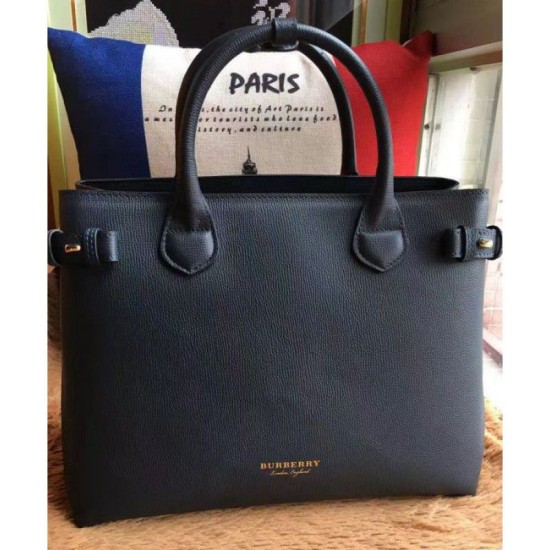 Replica Borsa media a quadri House Check Blu scuro Outlet Borsa media a quadri House Check Blu scuro imitazioni perfette