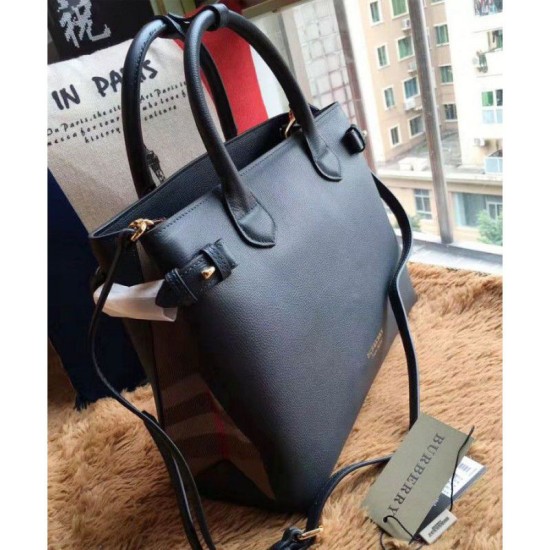 Replica Borsa media a quadri House Check Blu scuro Outlet Borsa media a quadri House Check Blu scuro imitazioni perfette
