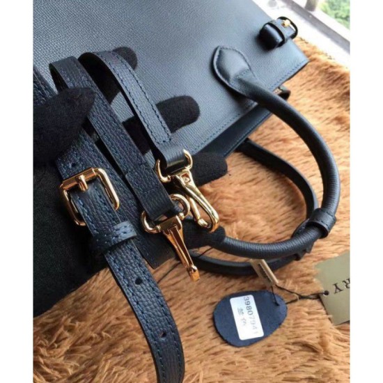 Replica Borsa media a quadri House Check Blu scuro Outlet Borsa media a quadri House Check Blu scuro imitazioni perfette