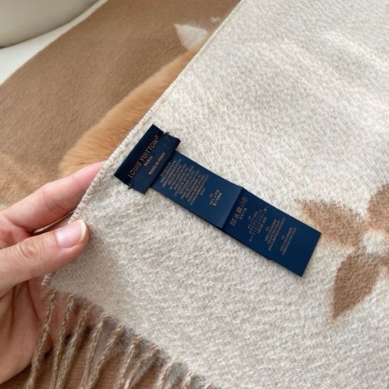 Replica Sciarpa/scialle LV con tasche in cashmere 46x190cm Replica Sciarpa/scialle LV con tasche in cashmere 46x190cm