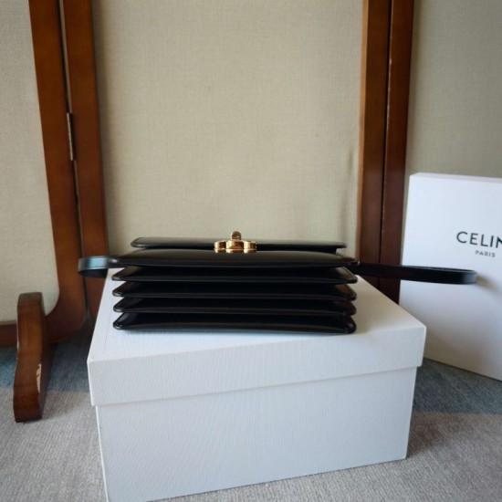 Replica Borsa Celine Classique Triomphe LE 17 in pelle di vitello lucida 27,5cm Replica Borsa Celine Classique Triomphe LE 17 in pelle di vitello lucida 27,5cm