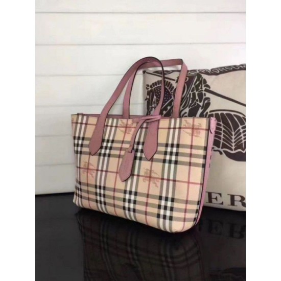 Riproduzione Fedele Haymarket Check Reversible Tote Borse Rosa imitazioni Replica Alta Qualità Haymarket Check Reversible Tote Borse Rosa