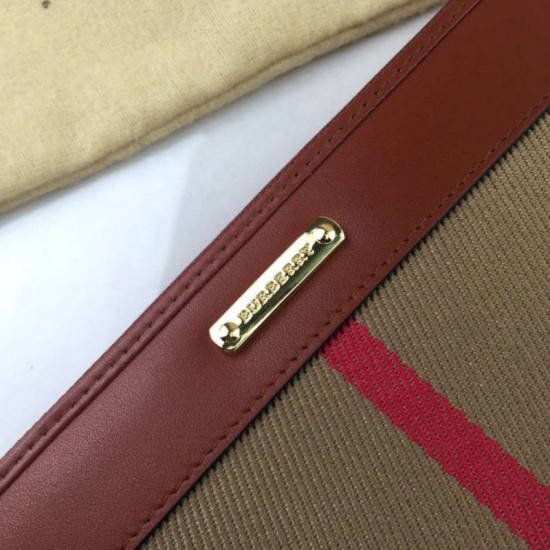 Riproduzione Fedele replica House Check Portafoglio B8849 Marrone imitazioni Replica Alta Qualità House Check Portafoglio B8849 Marrone