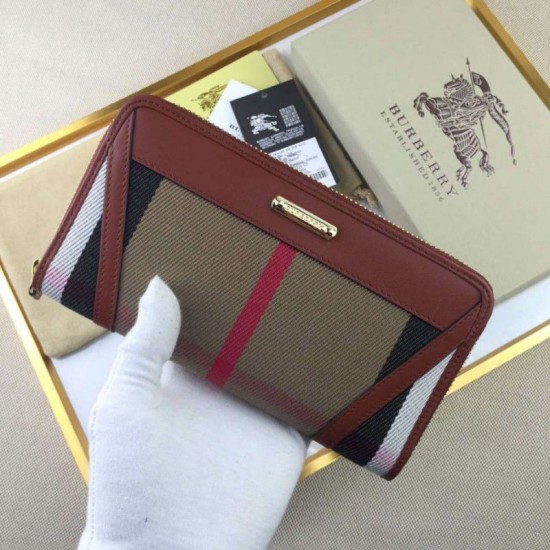 Riproduzione Fedele replica House Check Portafoglio B8849 Marrone imitazioni Replica Alta Qualità House Check Portafoglio B8849 Marrone