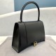 Borsa a tracolla media Clessidra Balenciaga nera Dupe Perfetta Cloni Firmate Borsa a tracolla media Clessidra Balenciaga nera imitazioni