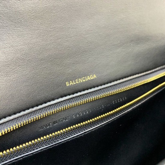 Borsa a tracolla media Clessidra Balenciaga nera Dupe Perfetta Cloni Firmate Borsa a tracolla media Clessidra Balenciaga nera imitazioni