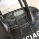 Imitazioni borse griffate a tracolla Balenciaga Ville XXS in pelle stampata coccodrillo nera Dupe Perfetta Cloni Firmate Imitazioni borse griffate a tracolla Balenciaga Ville XXS in pelle stampata coccodrillo nera imitazioni