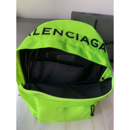 Zaino Ruota Balenciaga Nylon Verde Dupe Perfetta Cloni Firmate Zaino Ruota Balenciaga Nylon Verde imitazioni