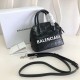 Imitazioni borse griffate a tracolla Balenciaga Ville XXS in pelle stampata coccodrillo nera Dupe Perfetta Cloni Firmate Imitazioni borse griffate a tracolla Balenciaga Ville XXS in pelle stampata coccodrillo nera imitazioni
