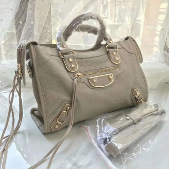 replica agnello City Edge classica metallizzata Balenciaga Dupe Perfetta Cloni Firmate replica agnello City Edge classica metallizzata Balenciaga imitazioni