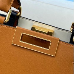 Replica Borsa piccola Peekaboo X-Tote Light Coffee Griffate