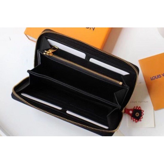 Pari replica Dettagli perfetti Portafoglio Louis Vuitton Crafty Zippy M69698 Dupe Perfetta Cloni Firmate Pari replica Dettagli perfetti Portafoglio Louis Vuitton Crafty Zippy M69698 imitazioni
