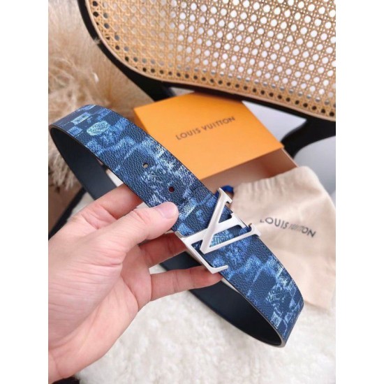 Dupe Alta gamma replica Louis Vuitton Initiales 40MM Cintura reversibile Damier Salt M0378Q imitazioni perfette Replica Alta gamma Louis Vuitton Initiales 40MM Cintura reversibile Damier Salt M0378Q Griffate