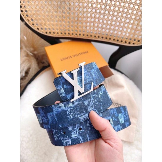 Dupe Alta gamma replica Louis Vuitton Initiales 40MM Cintura reversibile Damier Salt M0378Q imitazioni perfette Replica Alta gamma Louis Vuitton Initiales 40MM Cintura reversibile Damier Salt M0378Q Griffate
