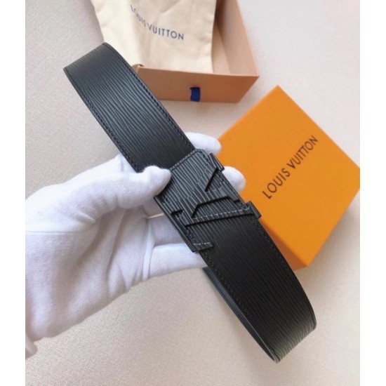 Dupe replica Louis Vuitton Initiales 40MM Cintura Epi Pelle M9229S imitazioni perfette Replica Louis Vuitton Initiales 40MM Cintura Epi Pelle M9229S Griffate