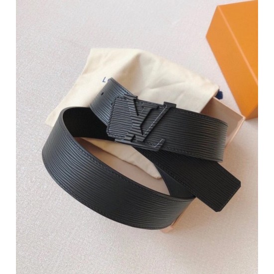 Dupe replica Louis Vuitton Initiales 40MM Cintura Epi Pelle M9229S imitazioni perfette Replica Louis Vuitton Initiales 40MM Cintura Epi Pelle M9229S Griffate