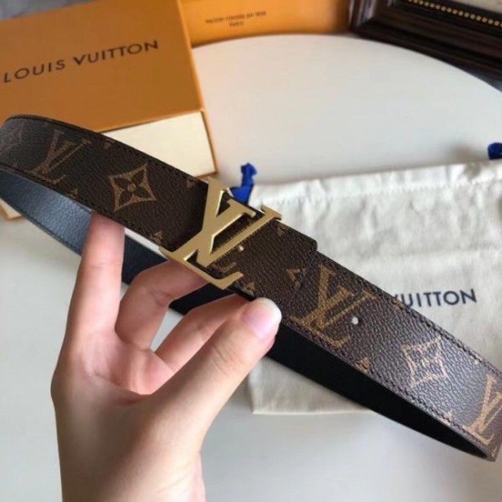 Dupe replica LV Initiales 30MM Cintura reversibile Monogram M9453T imitazioni perfette Replica LV Initiales 30MM Cintura reversibile Monogram M9453T Griffate