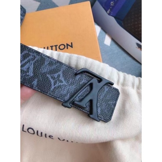 Dupe replica LV Shape 40MM Cintura reversibile Monogram Relief MP281V imitazioni perfette Replica LV Shape 40MM Cintura reversibile Monogram Relief MP281V Griffate